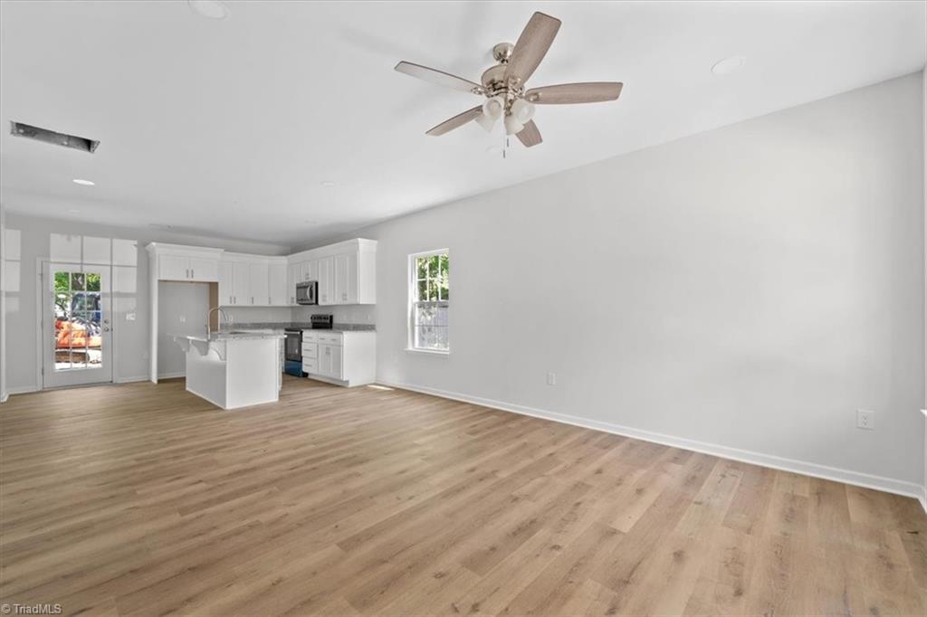 1124 Adams Street High Point, NC 27262 - Photo 5 of 31 Gallery Image 5