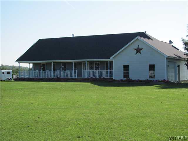 2947 Randall Road Wilson, NY 14131 - Photo 1 of 1 Exterior Front
