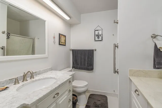 $720,000 | 4503 Allen-Genoa Road, Pasadena, TX 77504