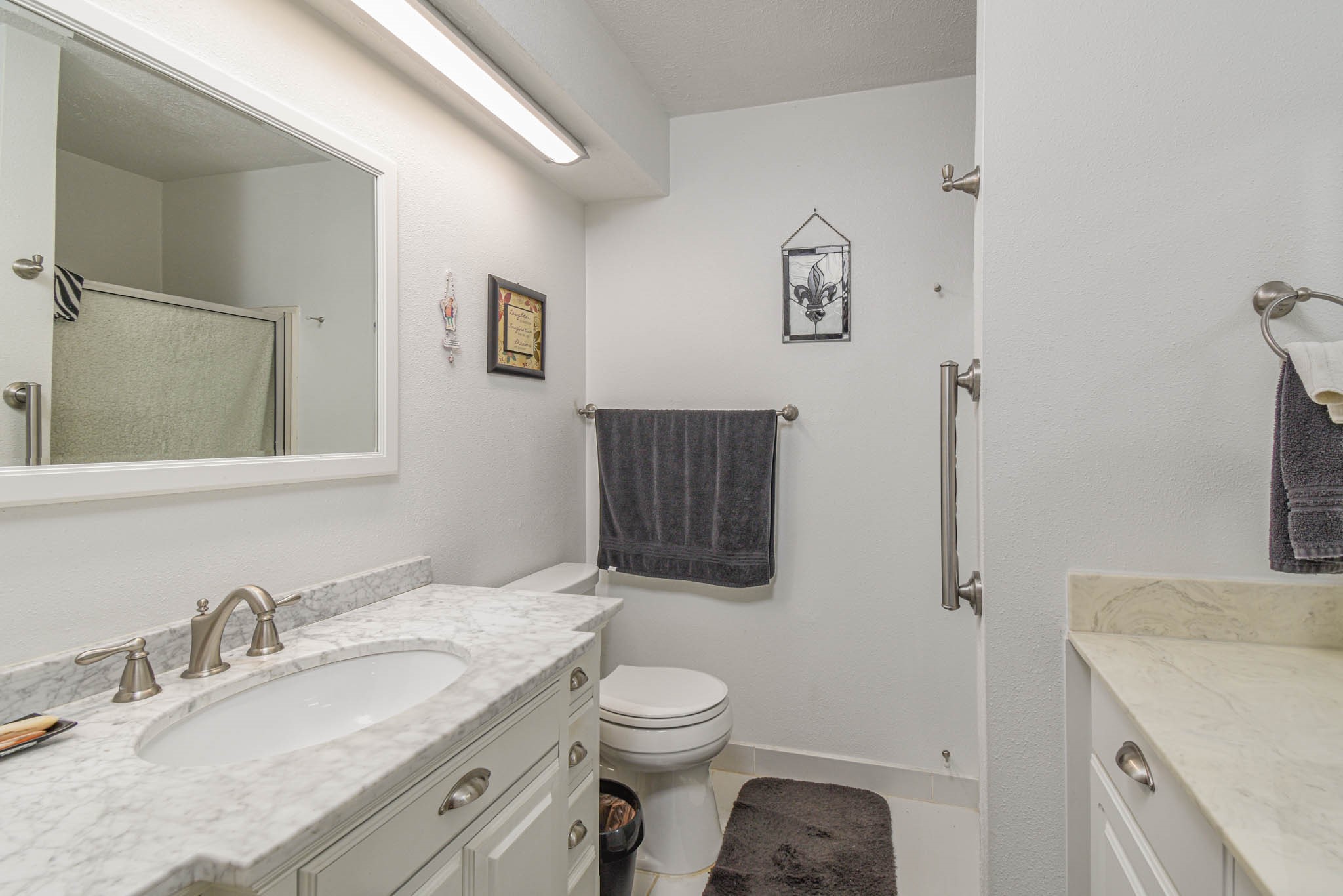 4503 Allen-Genoa Road Pasadena, TX 77504 - Photo 20 of 50 FULL BATH w/ SEPARATE SHOWER, MARBLE VANITY & NEW CABINETS.