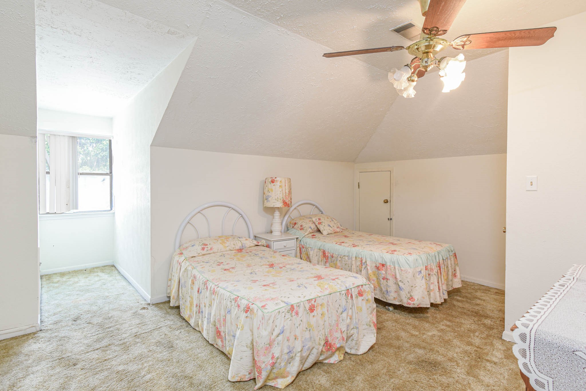 4503 Allen-Genoa Road Pasadena, TX 77504 - Photo 36 of 50 3RD UPSTAIRS BEDROOM