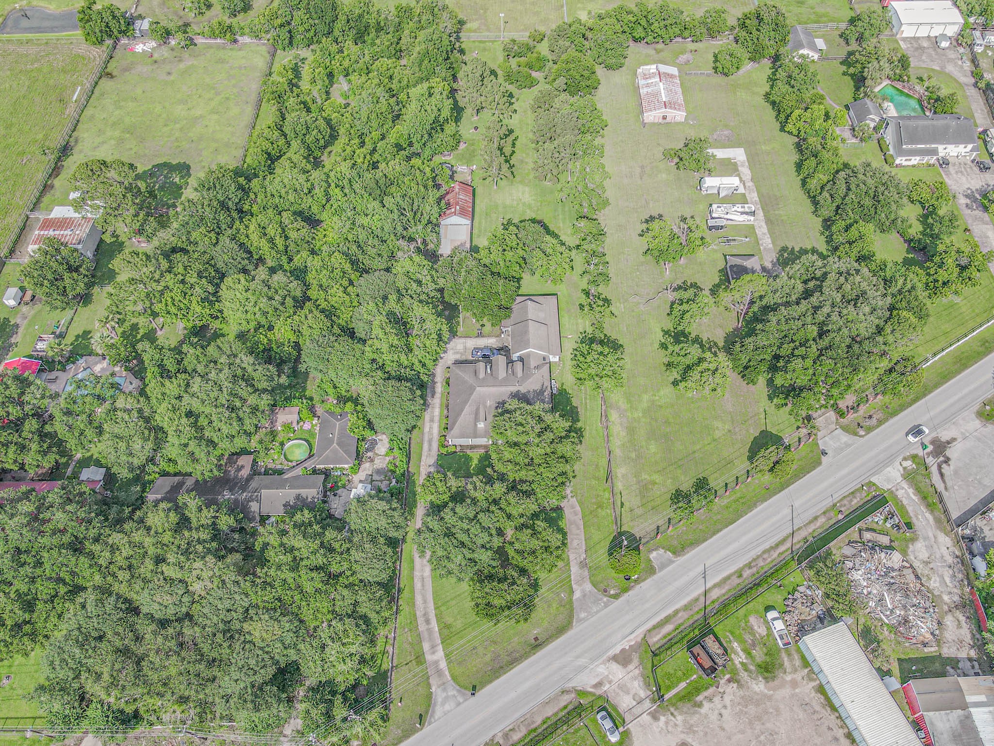 4503 Allen-Genoa Road Pasadena, TX 77504 - Photo 38 of 50 LOTS OF PARKING - CHECK OUT THE CIRCULAR DRIVE FROM ABOVE!