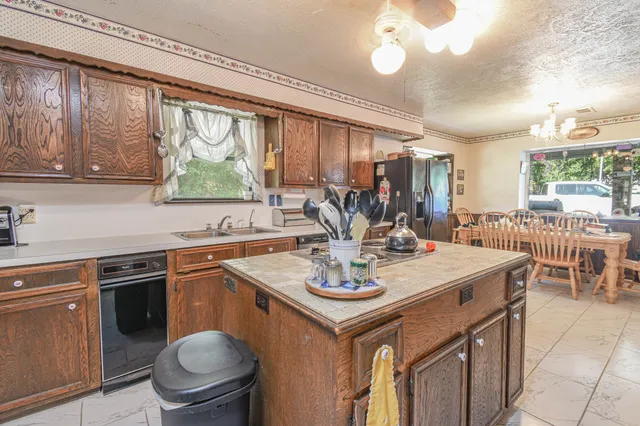 $720,000 | 4503 Allen-Genoa Road, Pasadena, TX 77504