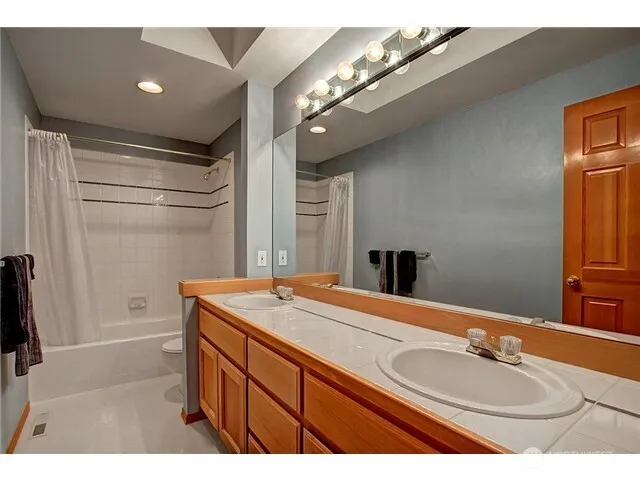 $4,195 | 15403 29th Avenue Southeast, Mill Creek, WA 98012