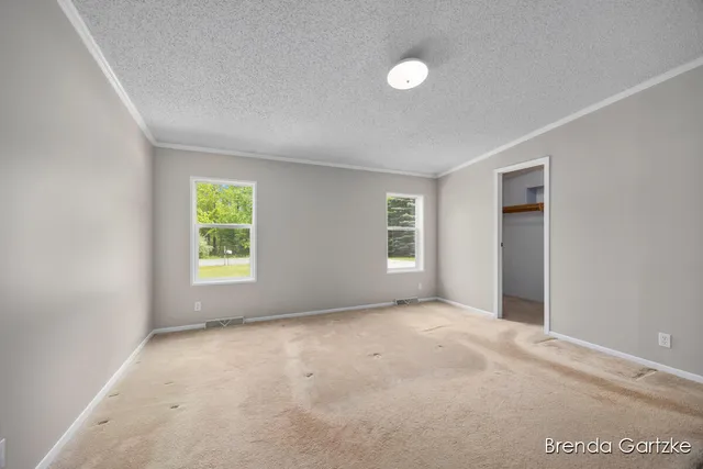 $329,000 | 17055 Blackfoot Trail, Howard City, MI 49329