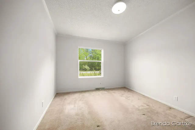 $329,000 | 17055 Blackfoot Trail, Howard City, MI 49329