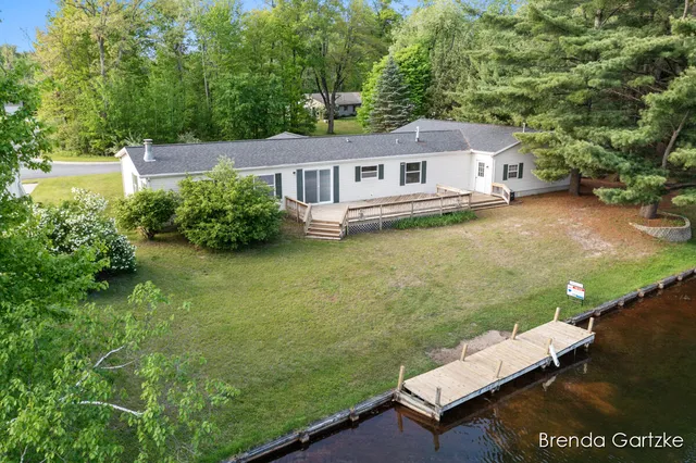 $329,000 | 17055 Blackfoot Trail, Howard City, MI 49329