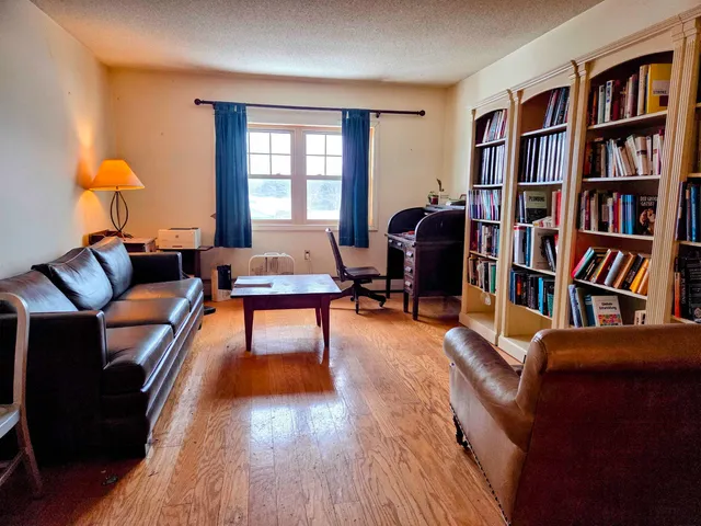 $234,900 | 264 Main Street, Unit E, Lincoln, NH 03251