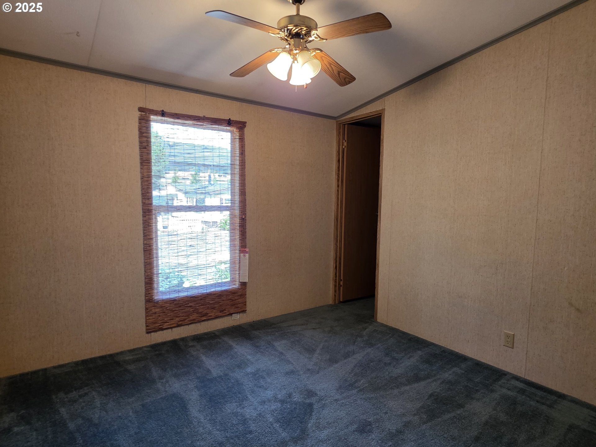 13115 Southeast Foster Road, Unit 13 Portland, OR 97236 - Photo 27 of 46 Gallery Image 27