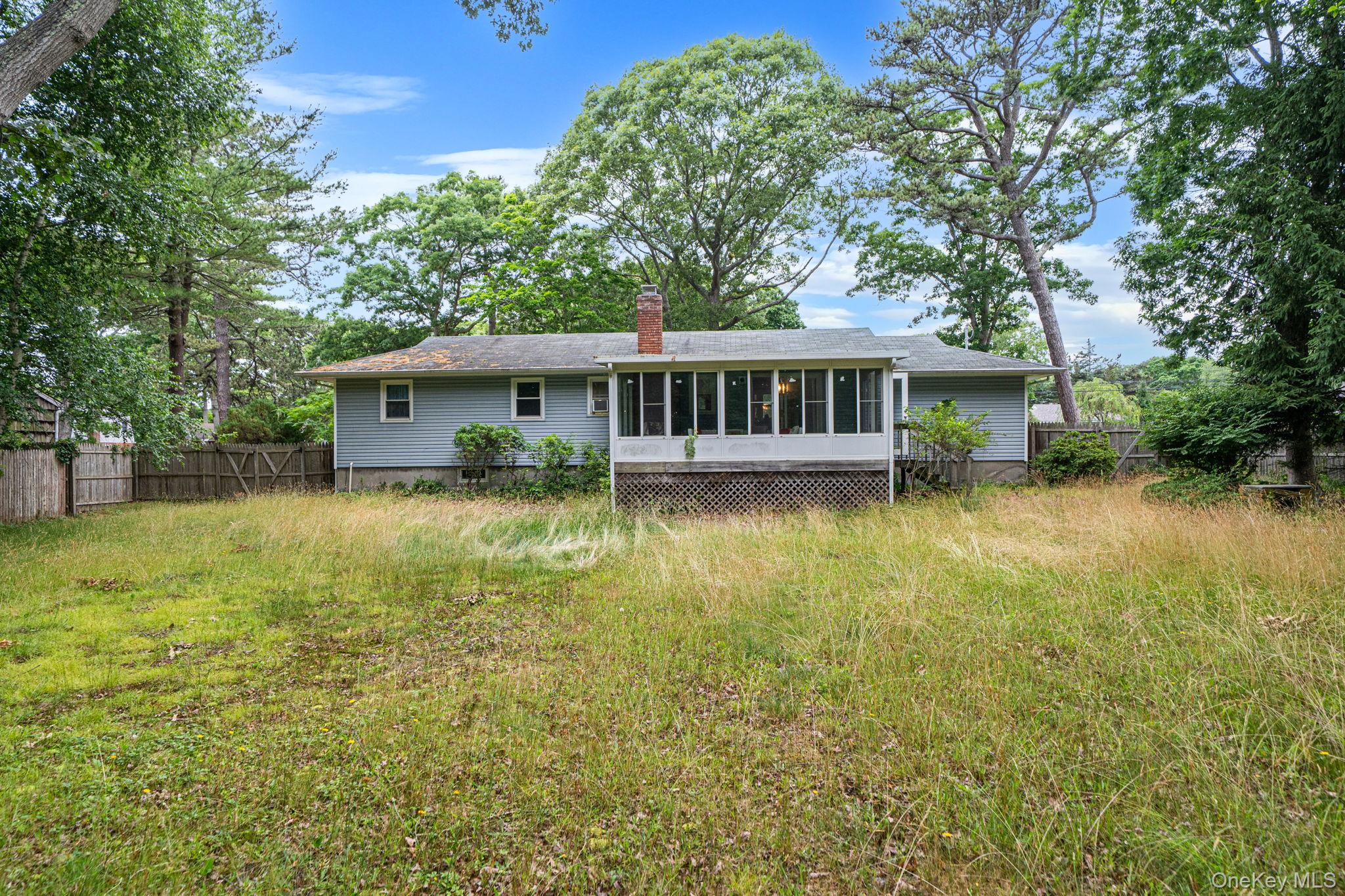 287 Munsell Road Patchogue, NY 11772 - Photo 19 of 21