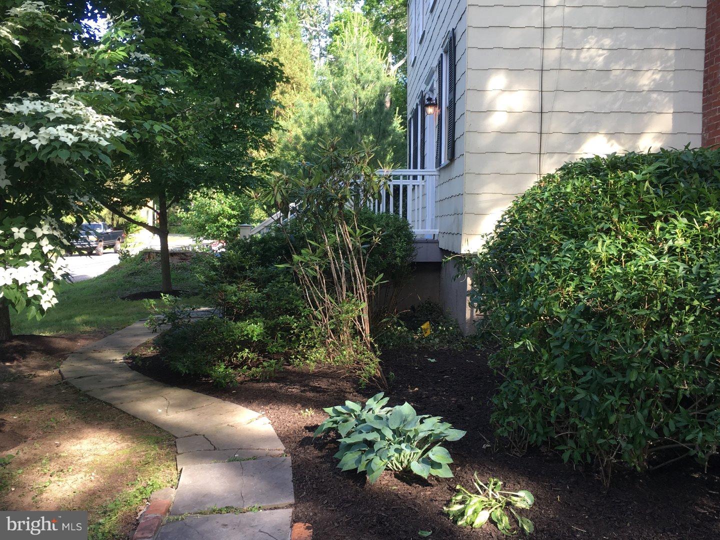 18 Risler Street Stockton, NJ 08559 - Photo 4 of 24