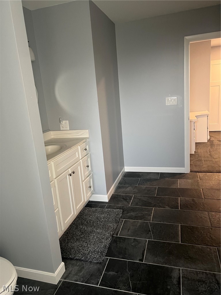 1747 Pleasant Valley Road Northeast New Philadelphia, OH 44663 - Photo 13 of 27