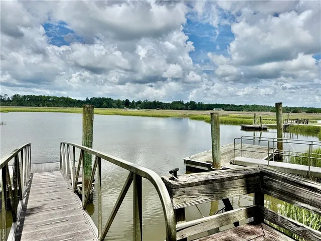 $525,000 | 1142 River Drive, Townsend, GA 31331