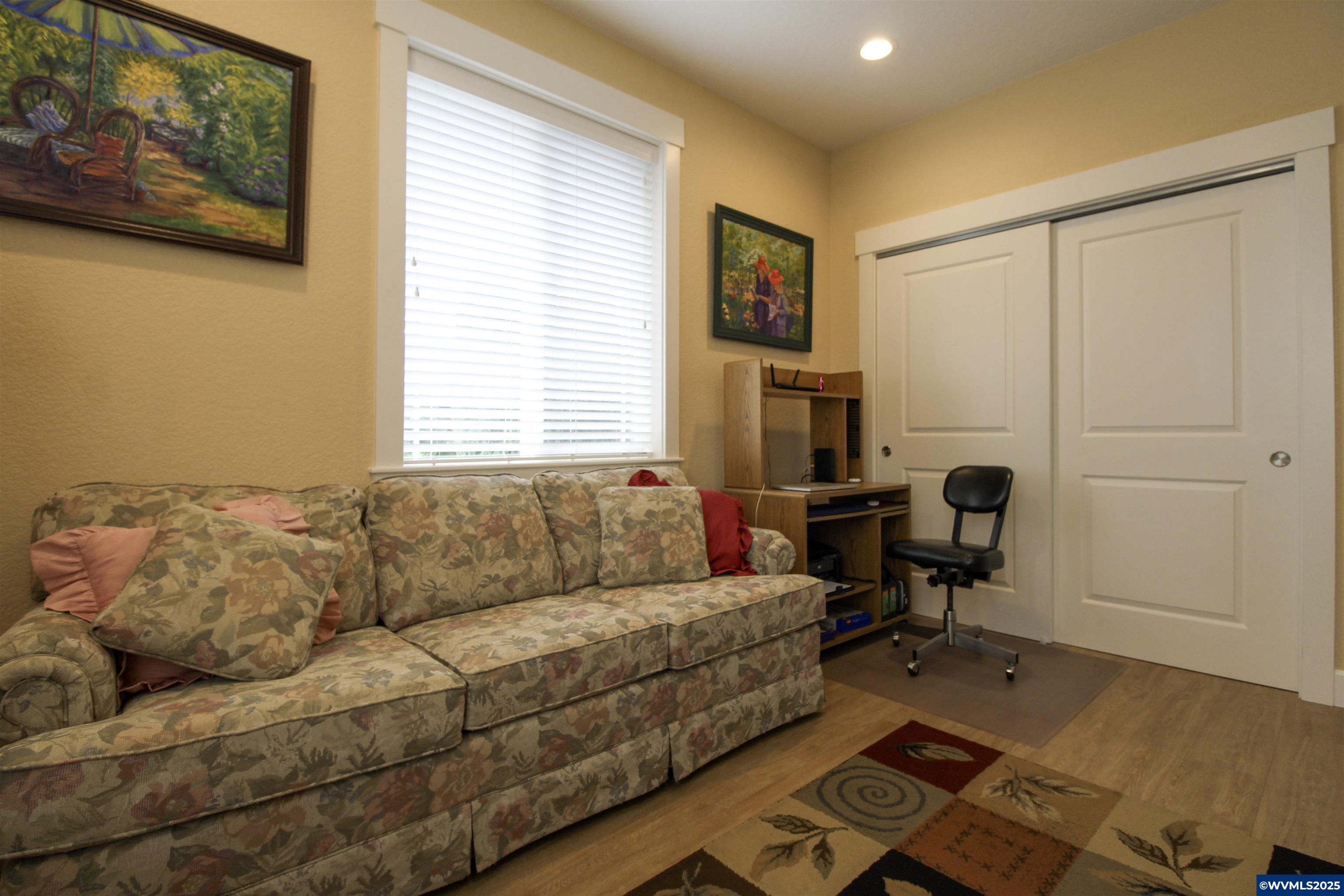 1533 Rafael Court North Keizer, OR 97303 - Photo 19 of 44 Gallery Image 19
