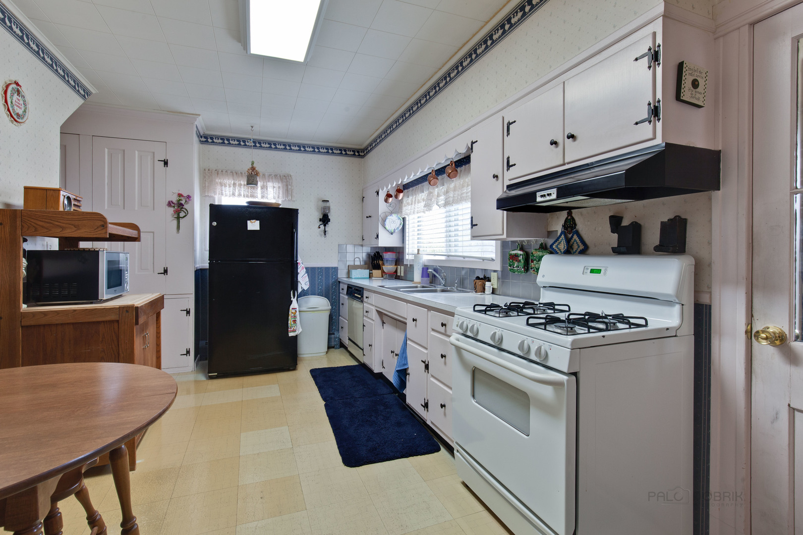 209 Spring Street Cary, IL 60013 - Photo 3 of 31