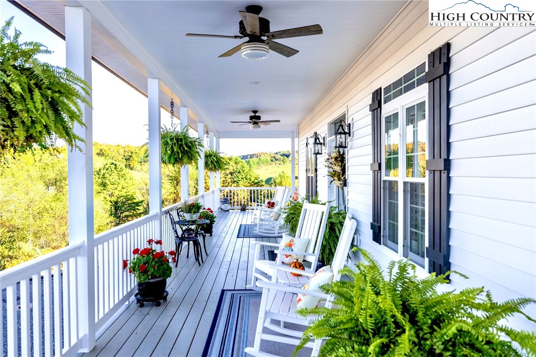 461 Chestnut Ridge Drive Jefferson, NC 28640 - Photo 4 of 47 a view of a living room and balcony