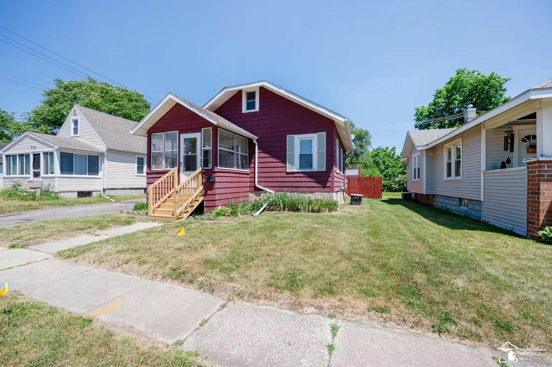 21 Lemerand Street Monroe, MI 48162 - Photo 2 of 32