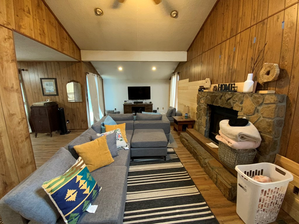 1600 Long Branch Road Marble, NC 28905 - Photo 4 of 49 Gallery Image 4