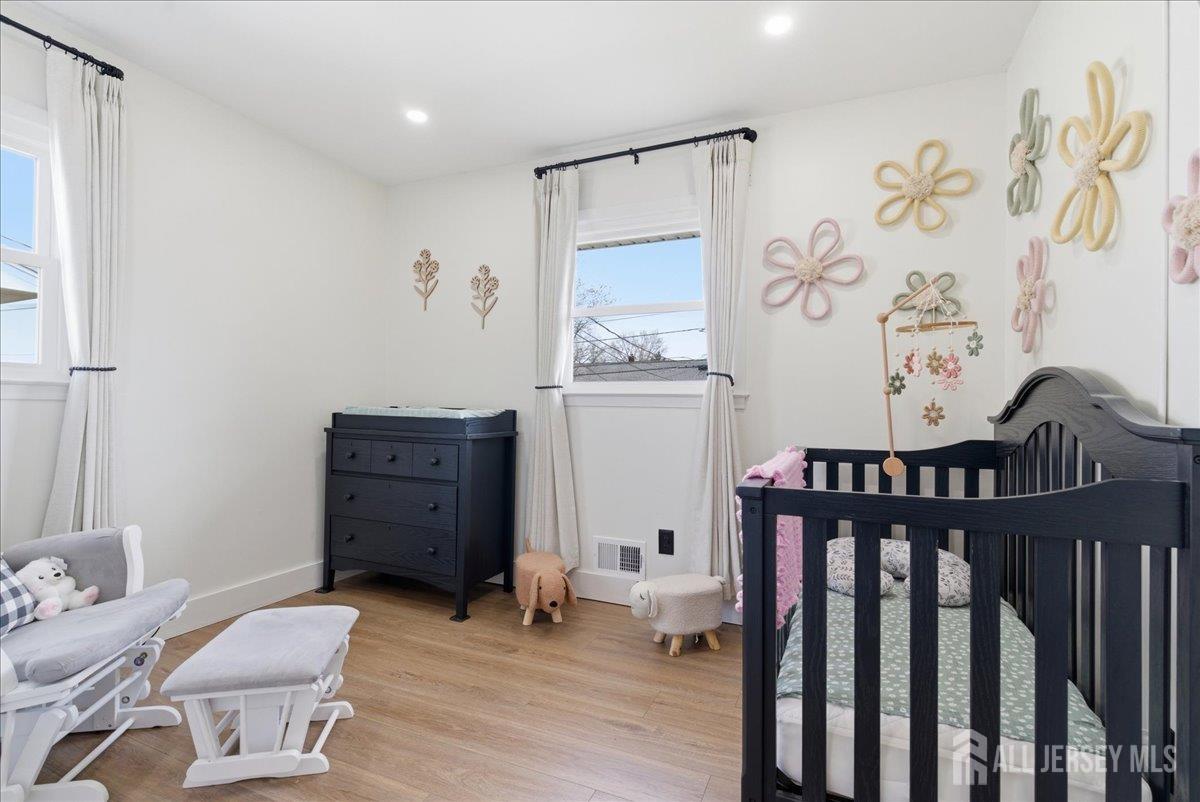 83 Garfield Avenue Colonia, NJ 07067 - Photo 19 of 45