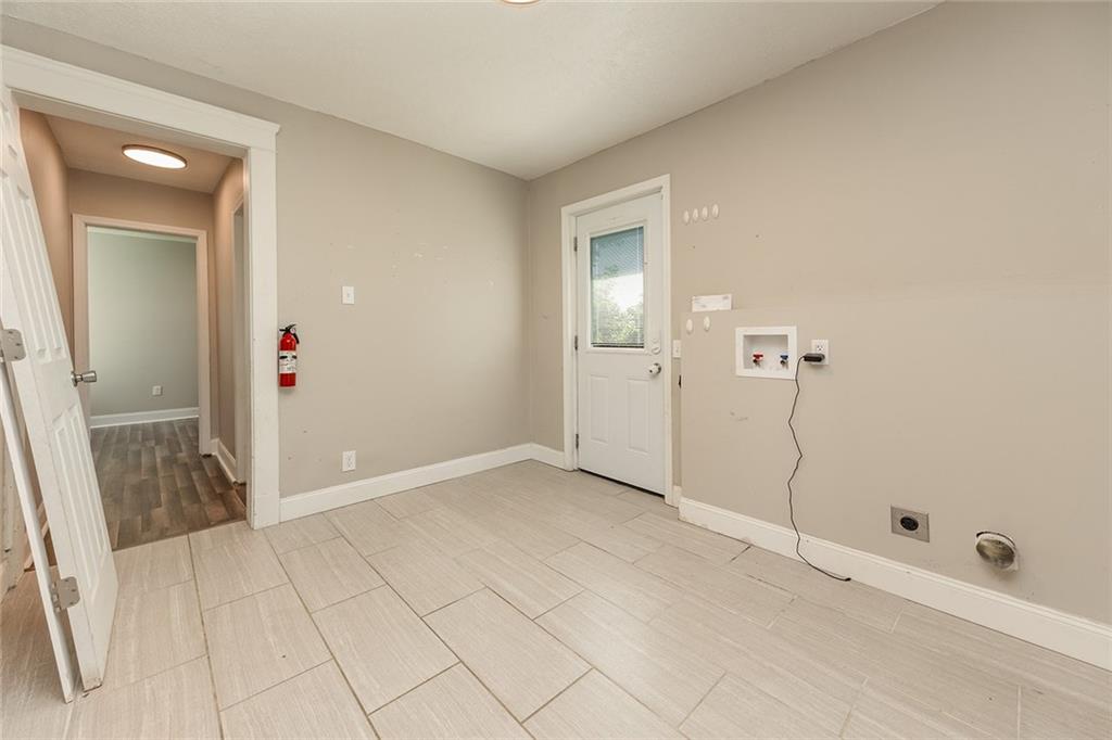 413 Spring Street Grove City, PA 16127 - Photo 12 of 25 Gallery Image 12