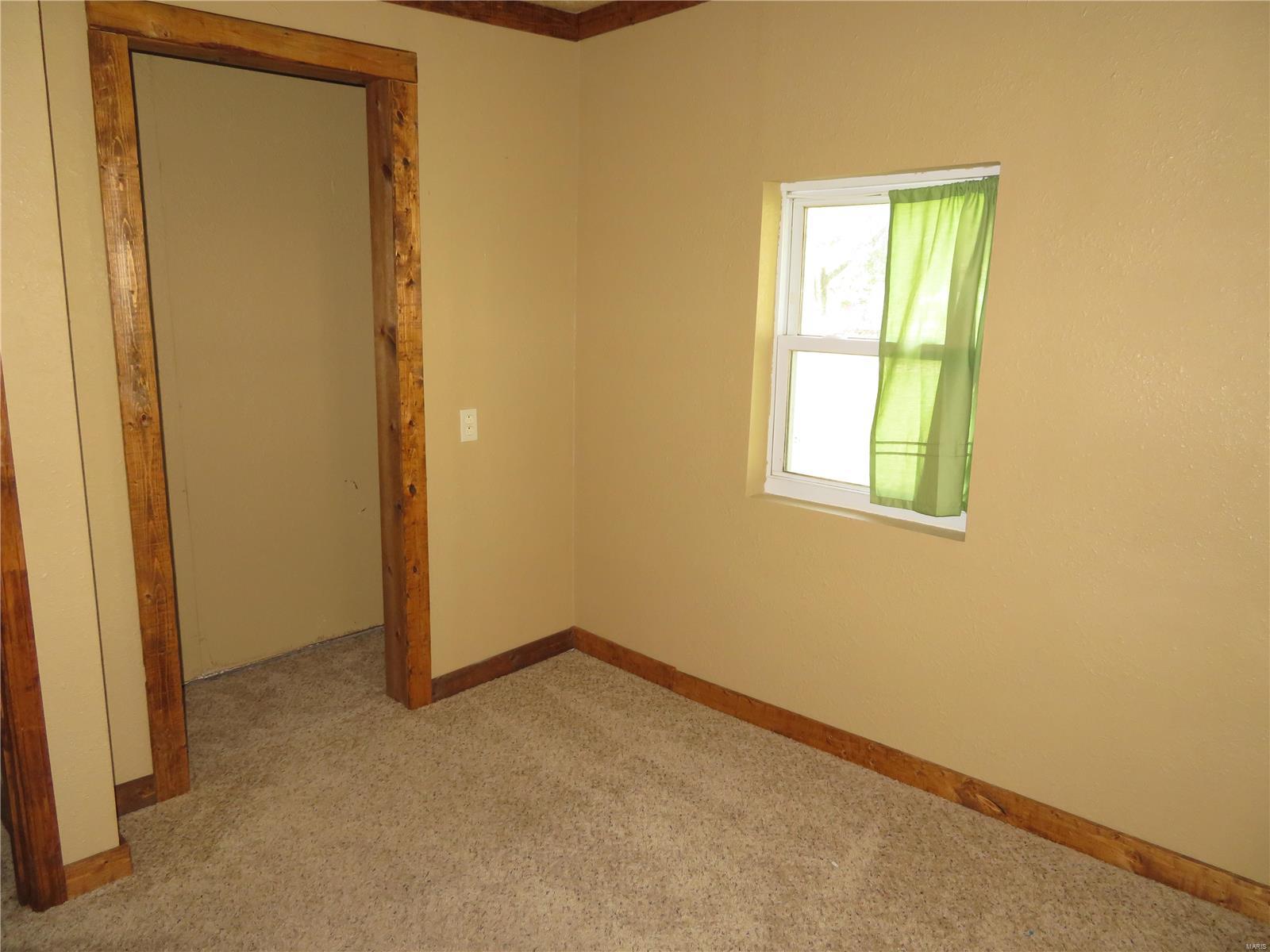 944 Sinclair Avenue South Roxana, IL 62087 - Photo 18 of 29 Gallery Image 18