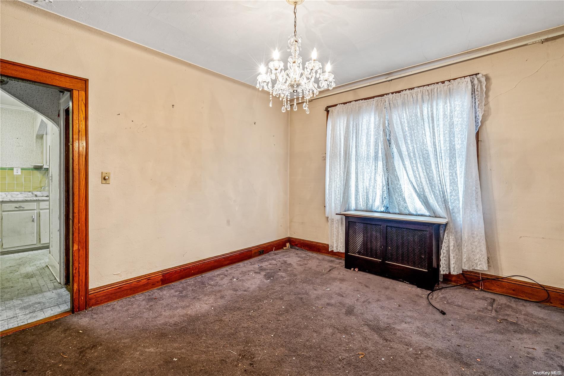 77-40 74th Street Queens, NY 11385 - Photo 4 of 28