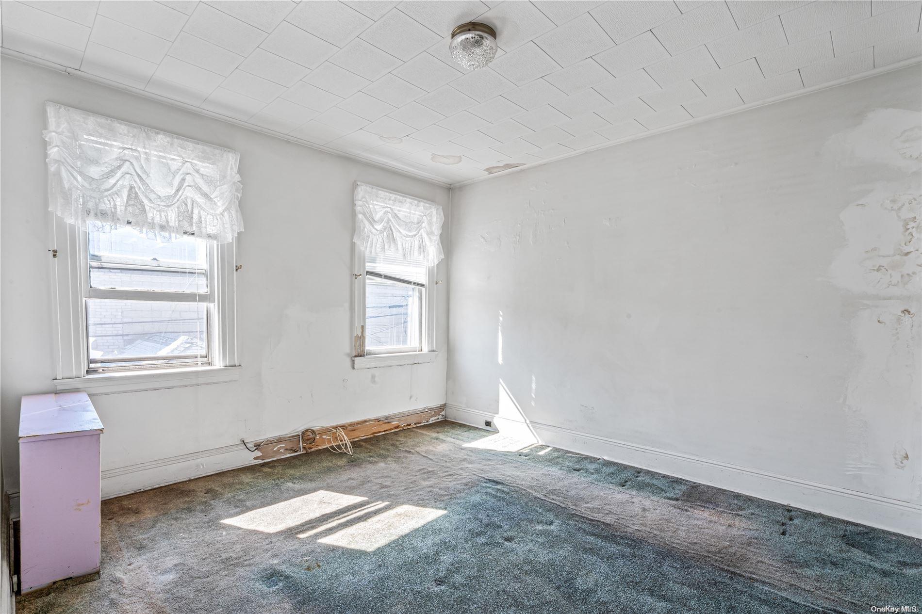 77-40 74th Street Queens, NY 11385 - Photo 8 of 28