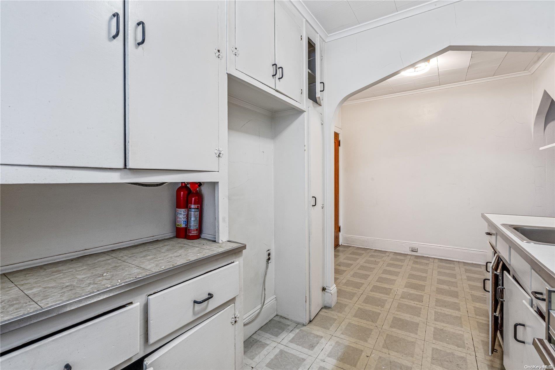 77-40 74th Street Queens, NY 11385 - Photo 9 of 28