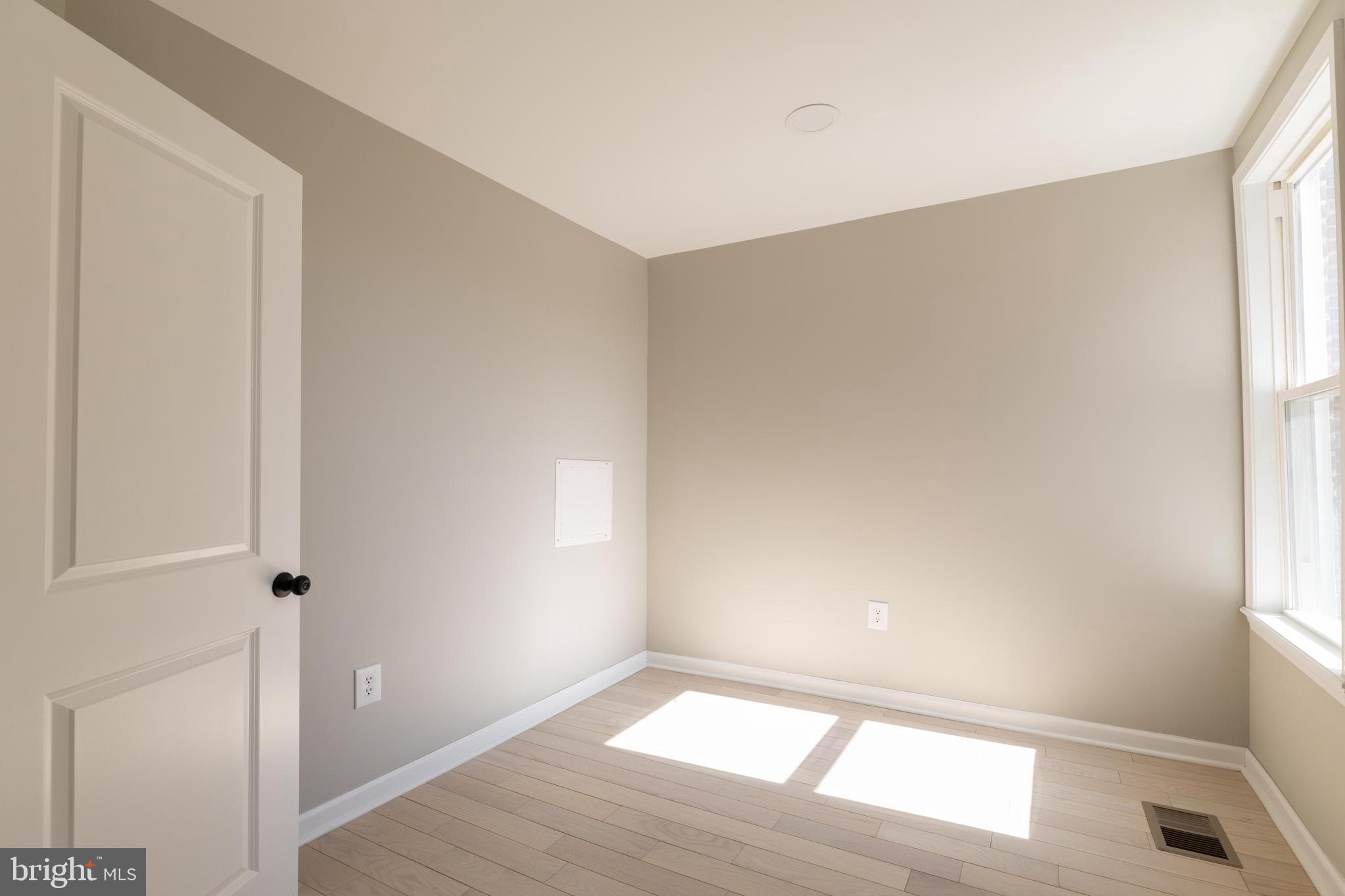 7732 Temple Road Philadelphia, PA 19150 - Photo 14 of 18