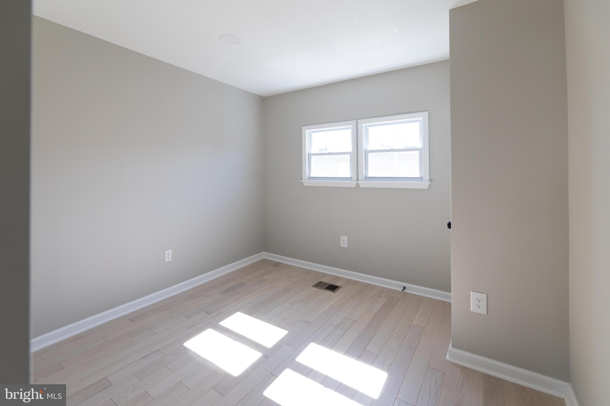 7732 Temple Road Philadelphia, PA 19150 - Photo 16 of 18