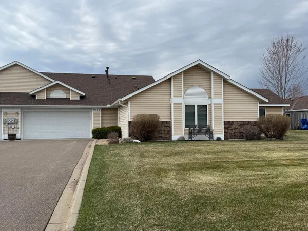 $279,900 | 9129 Windsor Terrace, Brooklyn Park, MN 55443