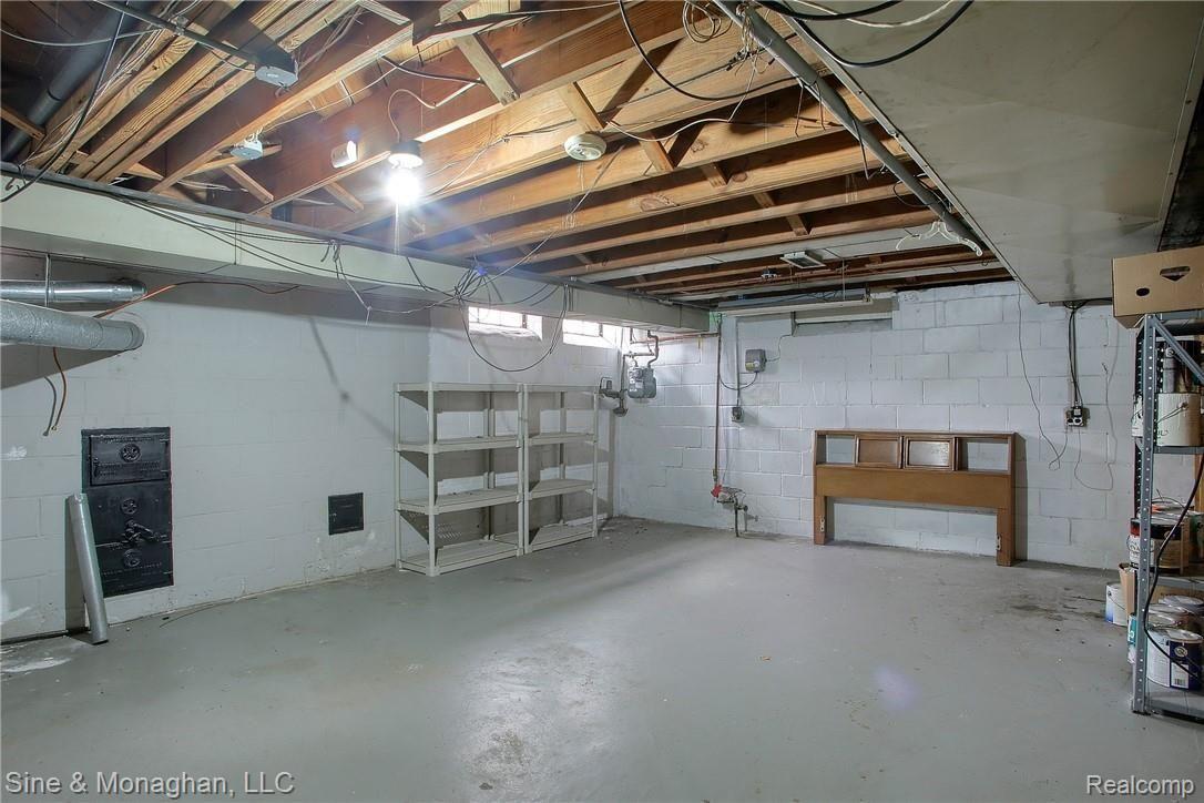 1022 Harvard Road Grosse Pointe, MI 48230 - Photo 29 of 36 31-Lower Level.jpg