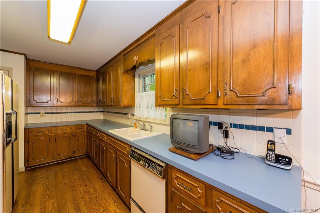 1117 Rutledge Avenue Charlotte, NC 28211 - Photo 7 of 23 Gallery Image 7