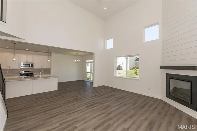 $639,900 | 717 Southerland Drive, O'Fallon, MO 63368