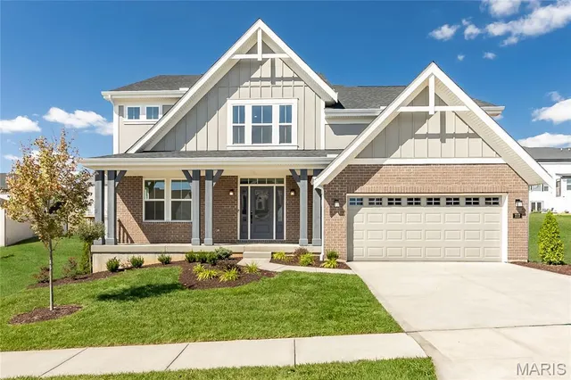 $639,900 | 717 Southerland Drive, O'Fallon, MO 63368