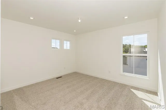 $639,900 | 717 Southerland Drive, O'Fallon, MO 63368