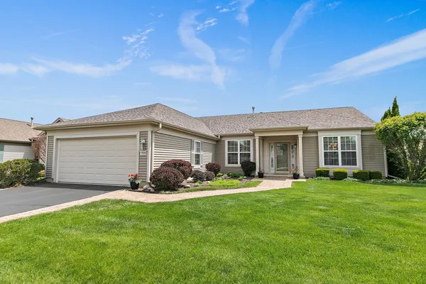 $525,000 | 13506 Dakota Fields Drive, Huntley, IL 60142