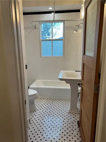 $2,500 | 539 Olivier Street, New Orleans, LA 70114