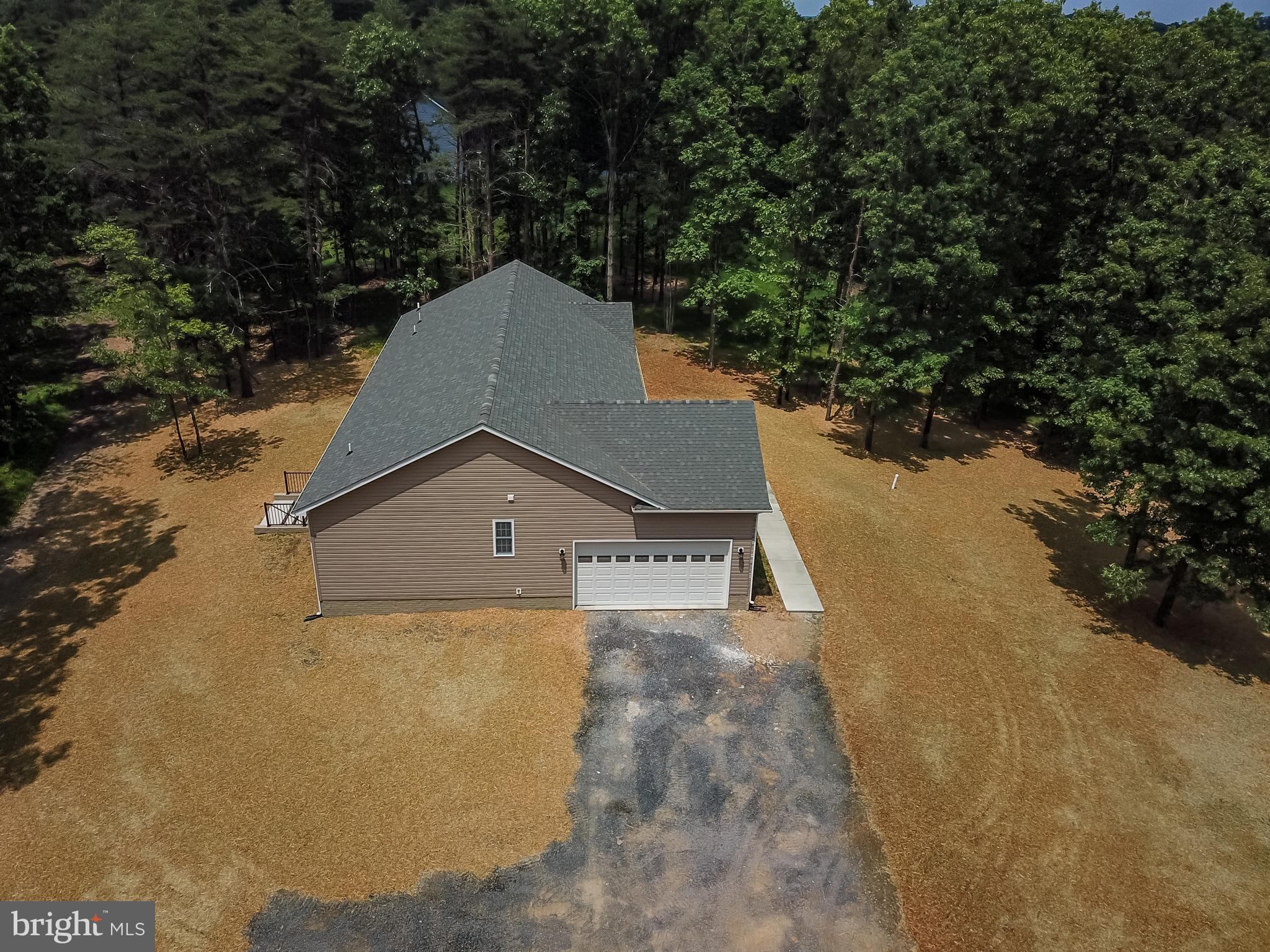 887 Adams Road Winchester, VA 22603 - Photo 5 of 75 Gallery Image 5