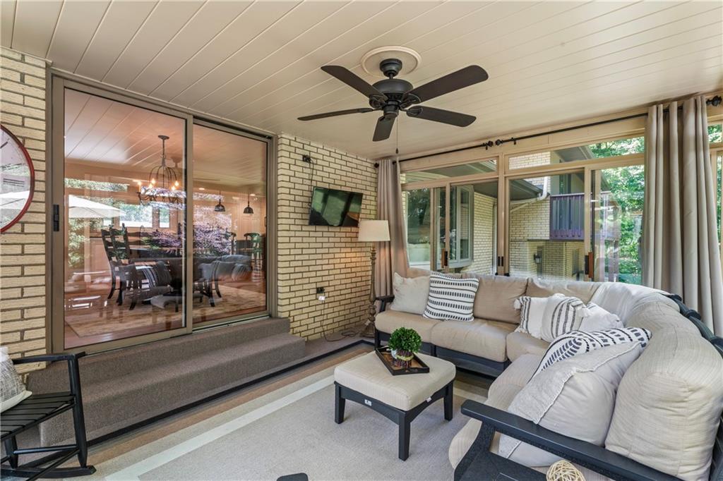 102 Forest Drive Beaver, PA 15009 - Photo 19 of 32 a living room with furniture