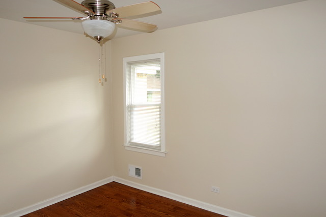 10736 Austin Avenue Chicago Ridge, IL 60415 - Photo 11 of 25