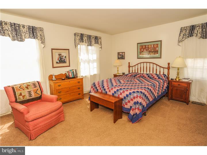 566 Constitution Road Lansdale, PA 19446 - Photo 8 of 17 Gallery Image 8