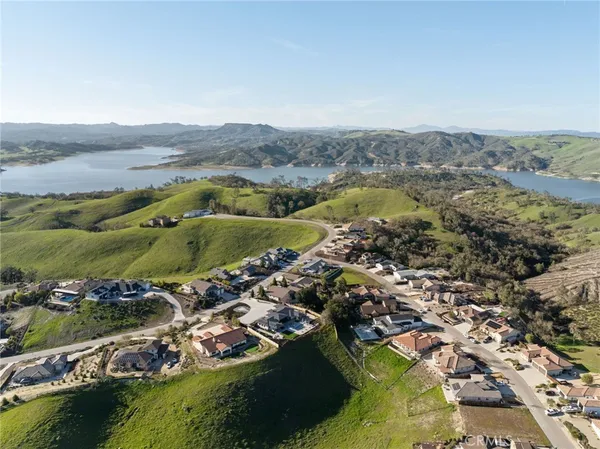 $989,000 | 3225 Catalina Place, Paso Robles, CA 93446