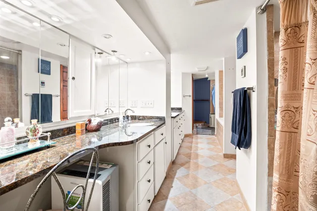 $280,000 | 200 Griffin Avenue Northeast, Hutchinson, MN 55350