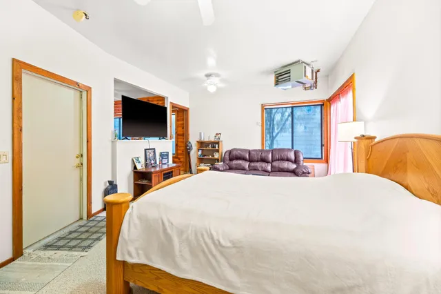 $280,000 | 200 Griffin Avenue Northeast, Hutchinson, MN 55350