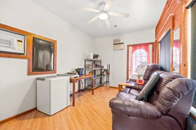 $280,000 | 200 Griffin Avenue Northeast, Hutchinson, MN 55350