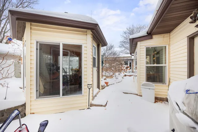 $280,000 | 200 Griffin Avenue Northeast, Hutchinson, MN 55350