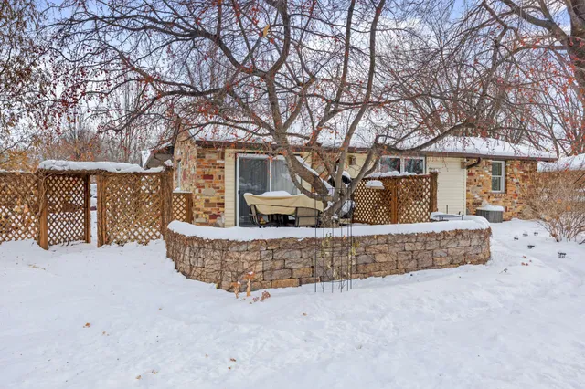 $280,000 | 200 Griffin Avenue Northeast, Hutchinson, MN 55350