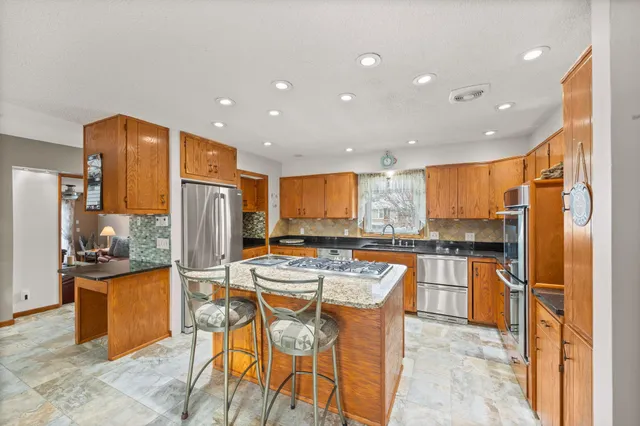 $280,000 | 200 Griffin Avenue Northeast, Hutchinson, MN 55350