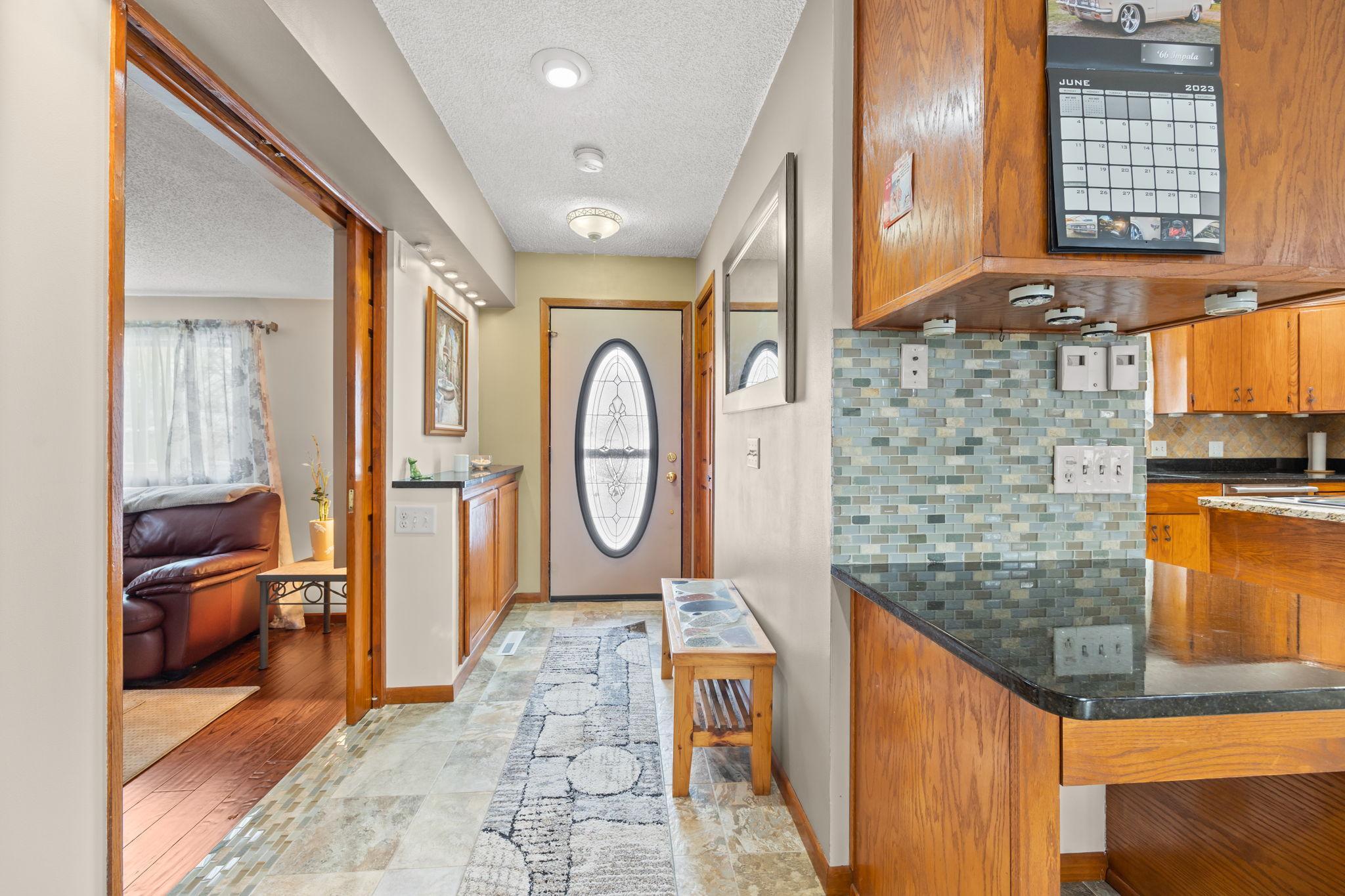 200 Griffin Avenue Northeast Hutchinson, MN 55350 - Photo 8 of 26